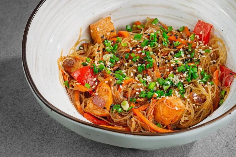 Фунчоза с курицей